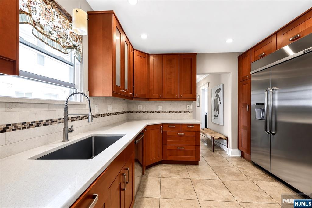 25 Jefferson Avenue — photo 10