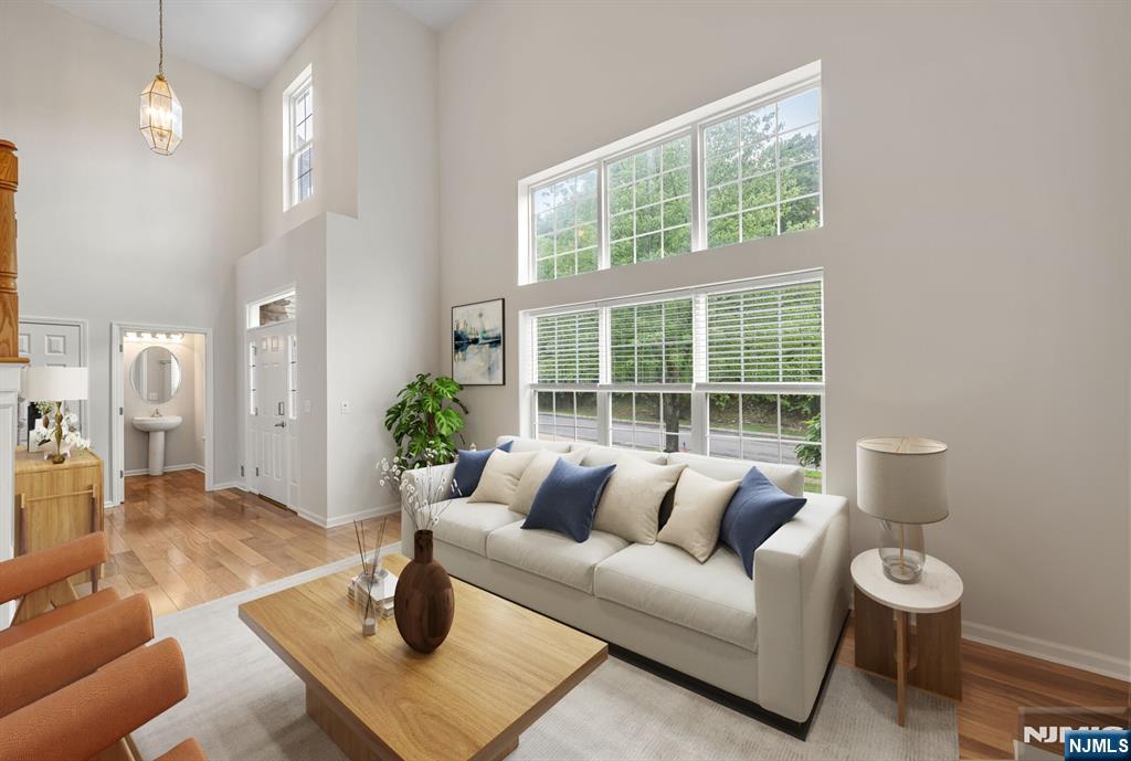 628 Skyline Drive - Photo 5