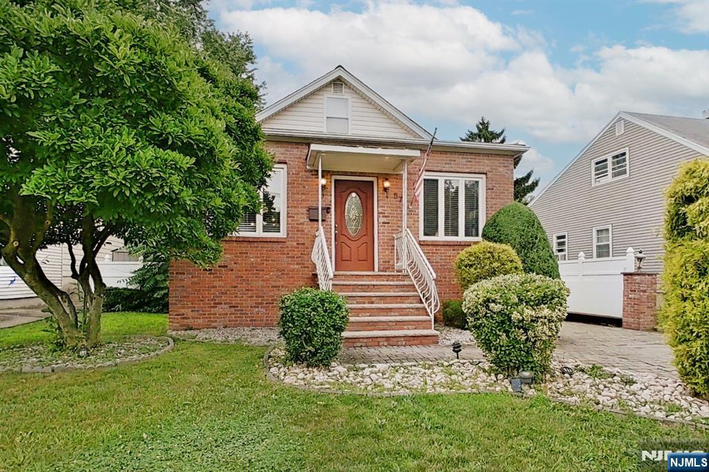 Homes for sale in Linden, NJ | 57 Furber Ave, Linden, NJ 07036 | MLS# 26025927