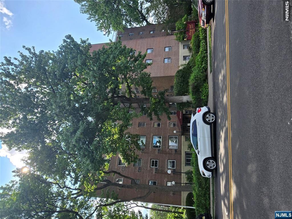 2345 Linwood Ave #6A, Fort Lee, NJ 07024
