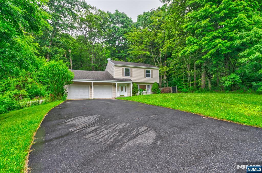 22 Karen Road - Photo 2
