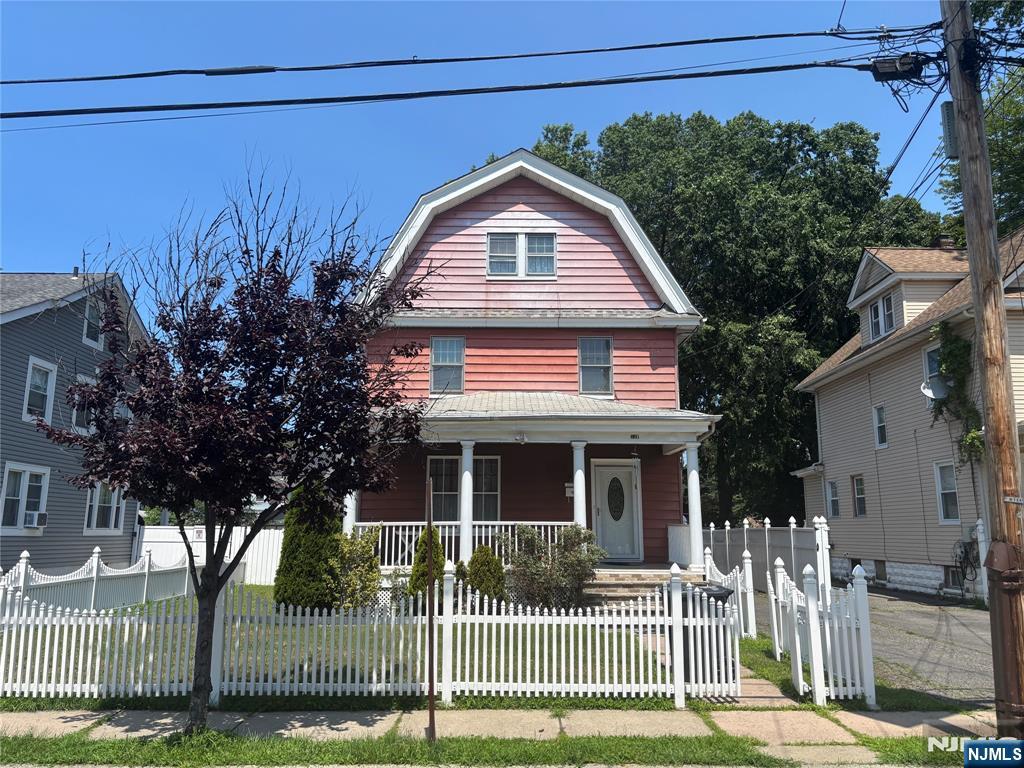 Homes for sale in Englewood, NJ | 137 Morse Pl, Englewood, NJ 07631 | MLS# 26025937