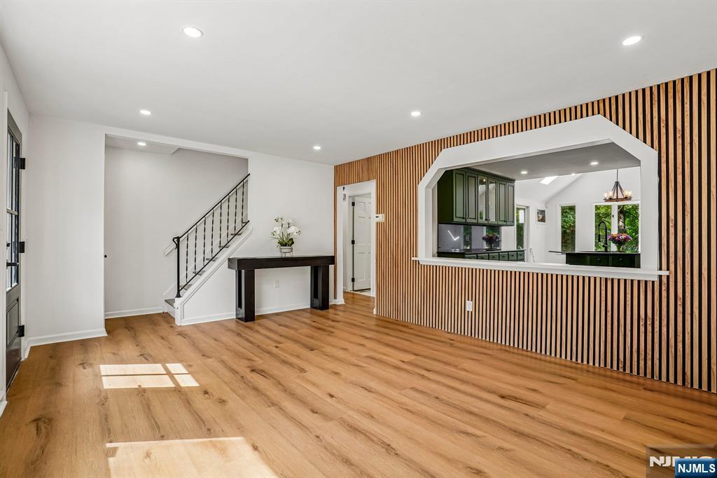 509 Ramapo Valley Road - Photo 3