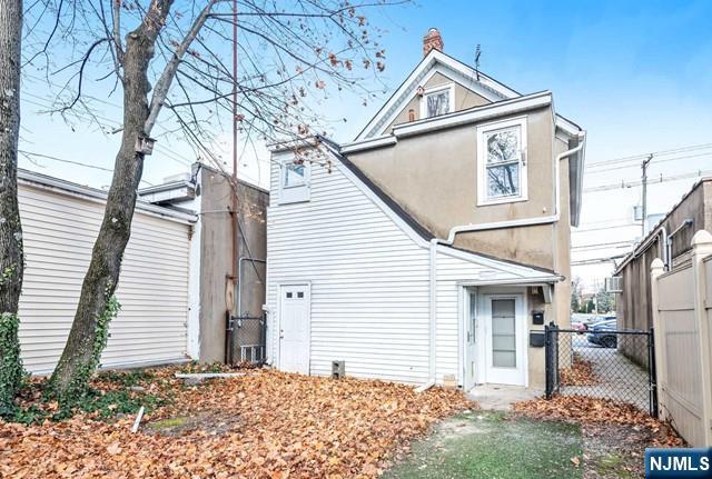 10 W Prospect Street 2 - Photo 2