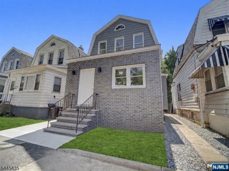 94 Washington Avenue - Photo 2