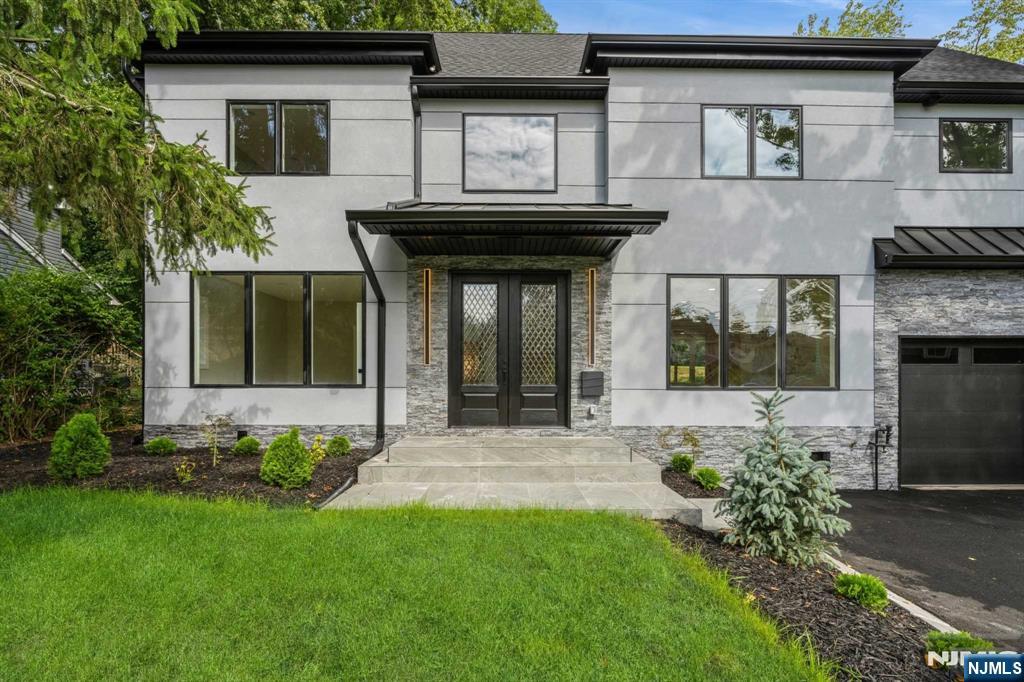 66 E Gramercy Place - Photo 2