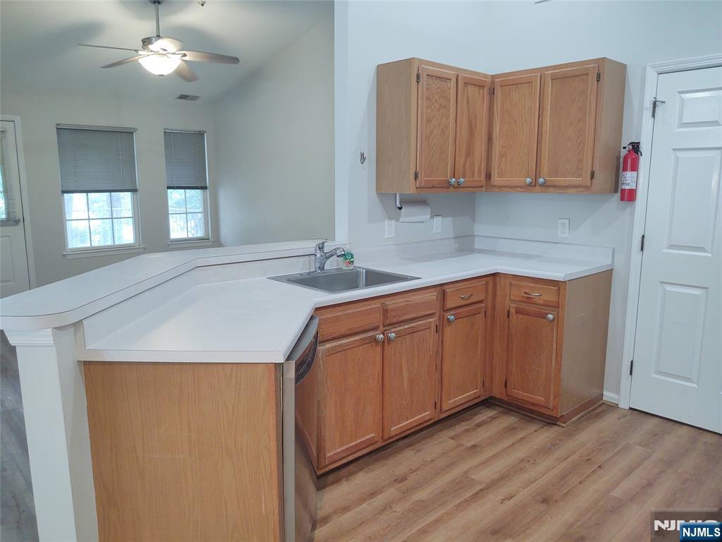 5912 Tudor Drive 5912 - Photo 4