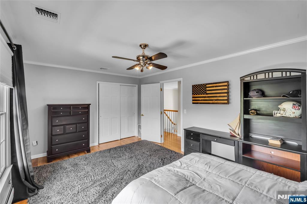 512 Brook Avenue — photo 23