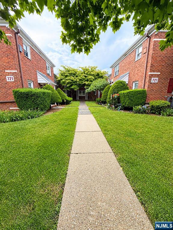 721 Broad Avenue 5A - Photo 4