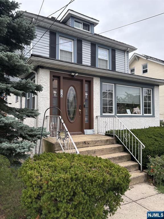 16 Sidney Avenue 2nd floor - Photo 1