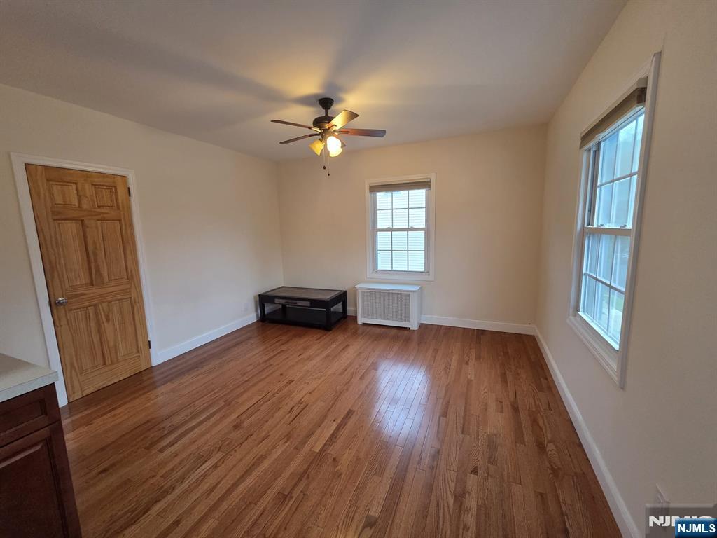 16 Sidney Avenue 2nd floor - Photo 4