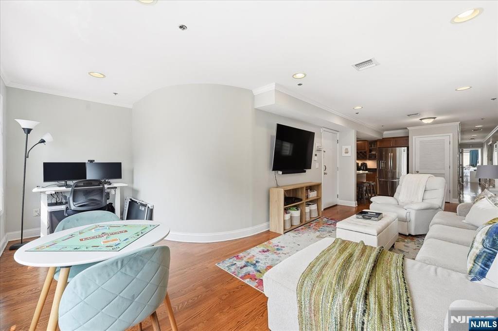 4th image of 304 Palisade Ave, Union, NJ 07087