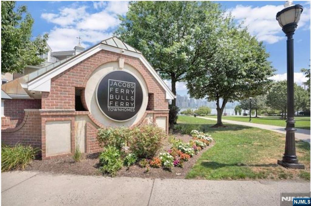 169 Price Court 169 - Photo 1