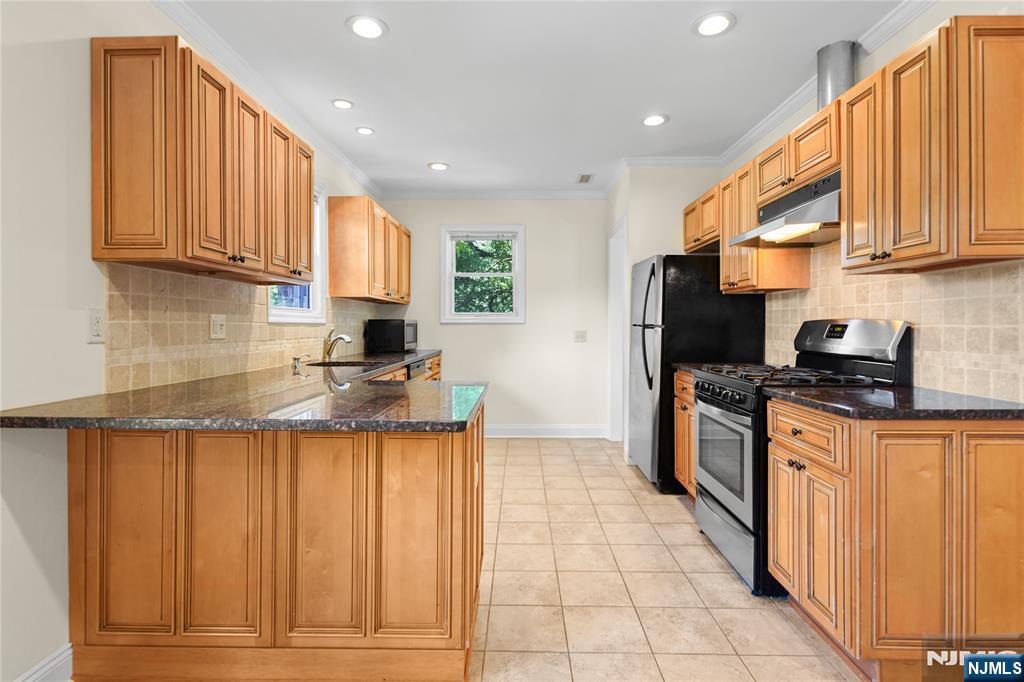 27 Milton Street - Photo 4