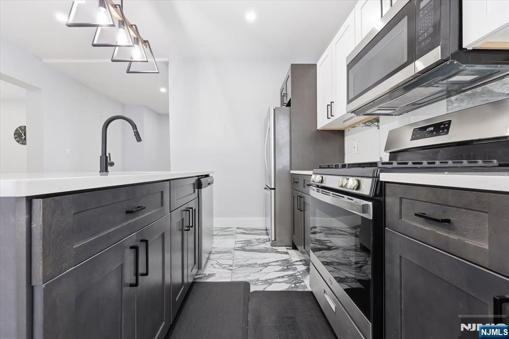 24 Kingsley Street - Photo 3