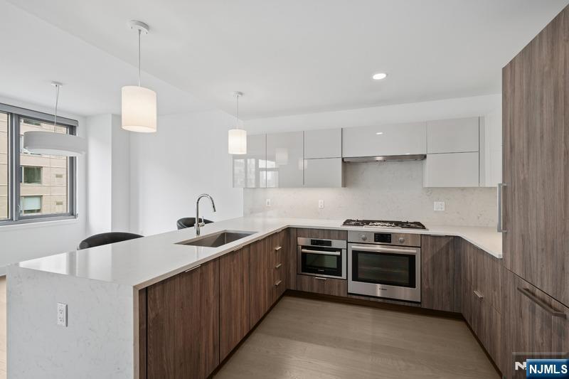 9 Ave At Port Imperial 818 - Photo 5