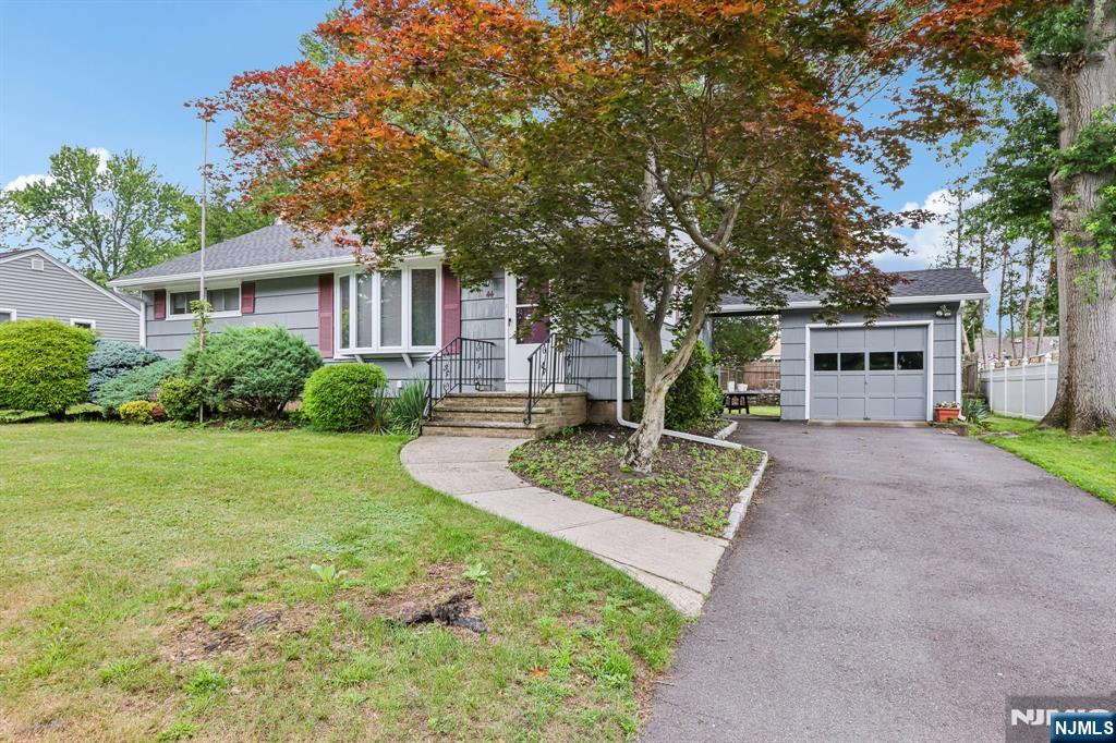 44 Rumana Road - Photo 2