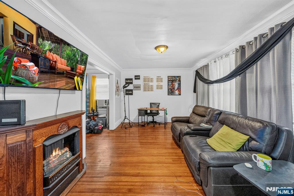288 Pomona Avenue - Photo 5