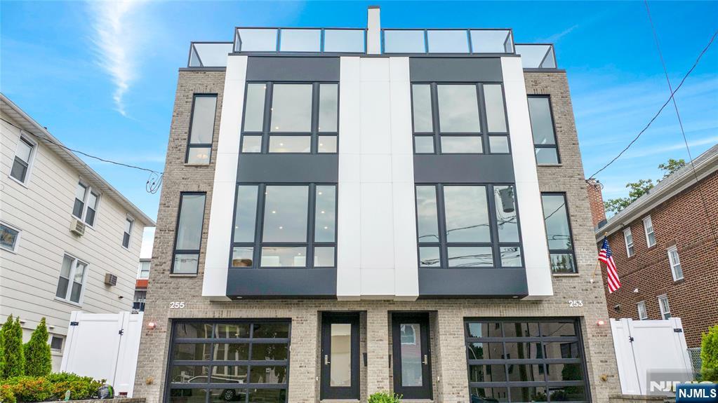 255 Morningside Avenue - Photo 1