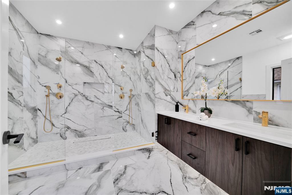 255 Morningside Avenue — photo 30