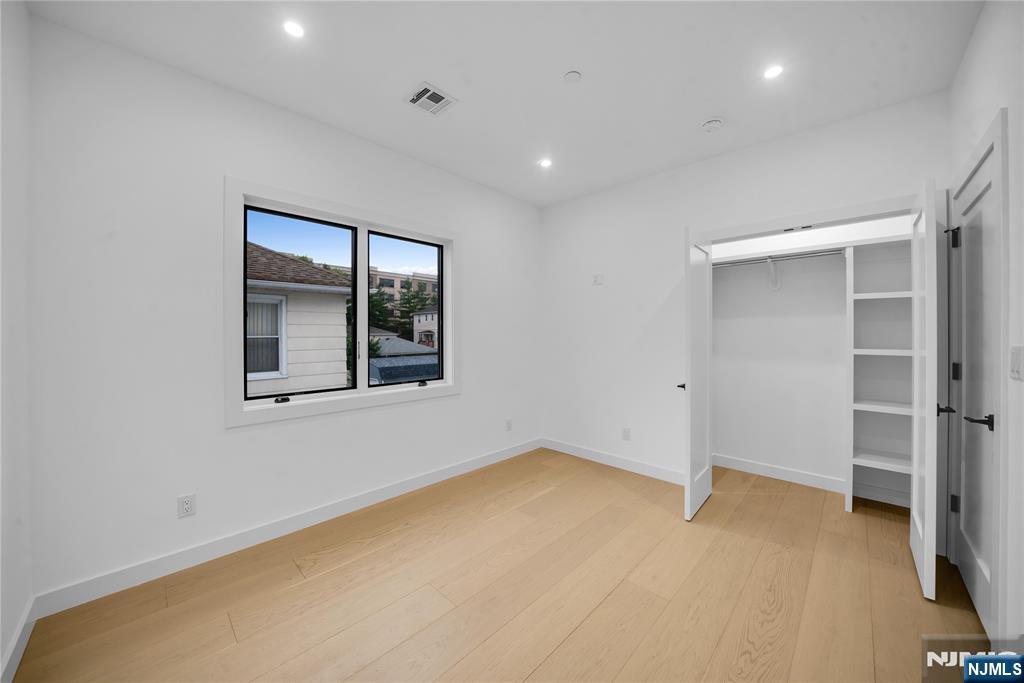 255 Morningside Avenue — photo 34