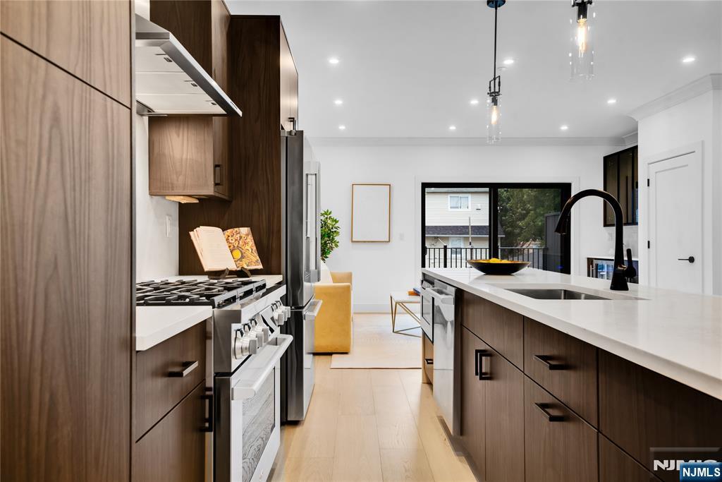 255 Morningside Avenue - Photo 5