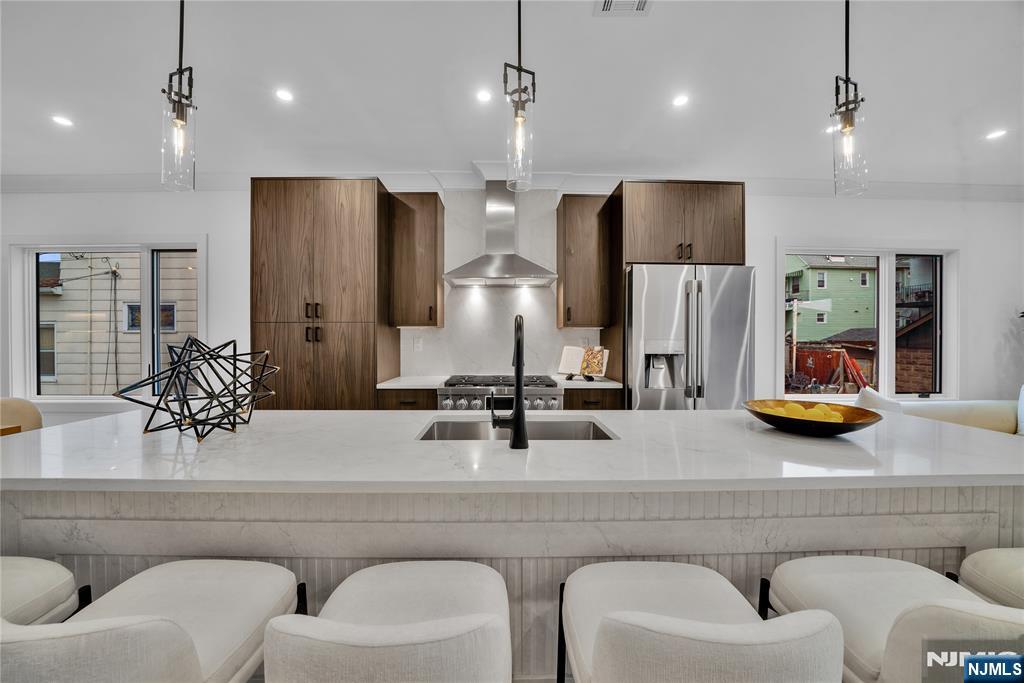 255 Morningside Avenue — photo 10