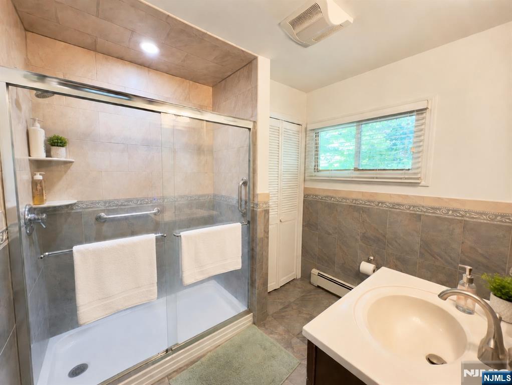 72 Foster Road — photo 14