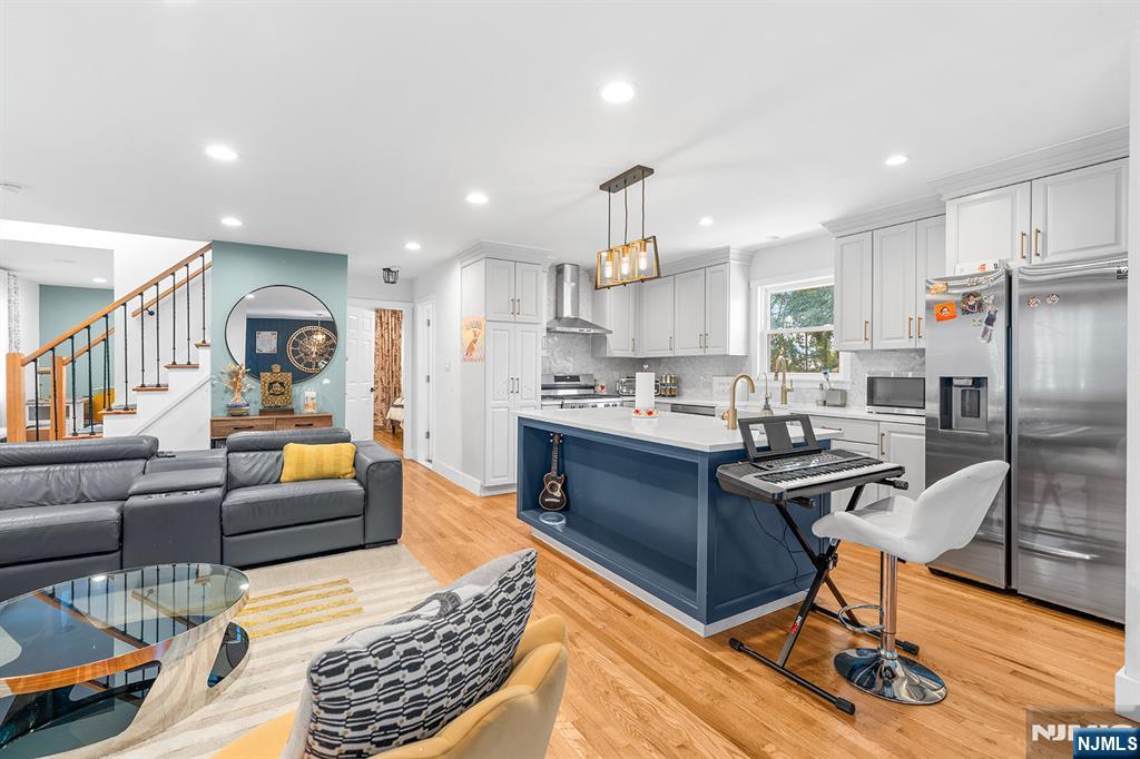 65 Woodward Street — photo 12