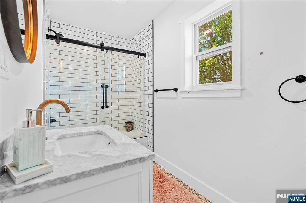 65 Woodward Street — photo 23