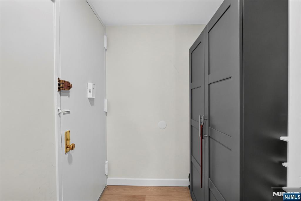 300 Winston L22 - Photo 3