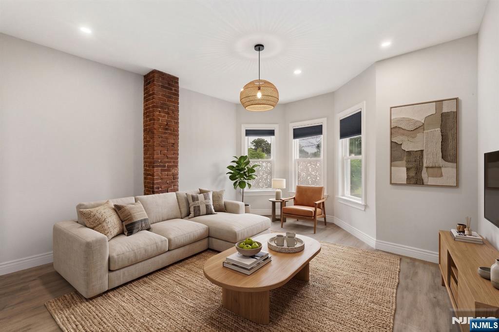 98 Forest Street - Photo 2
