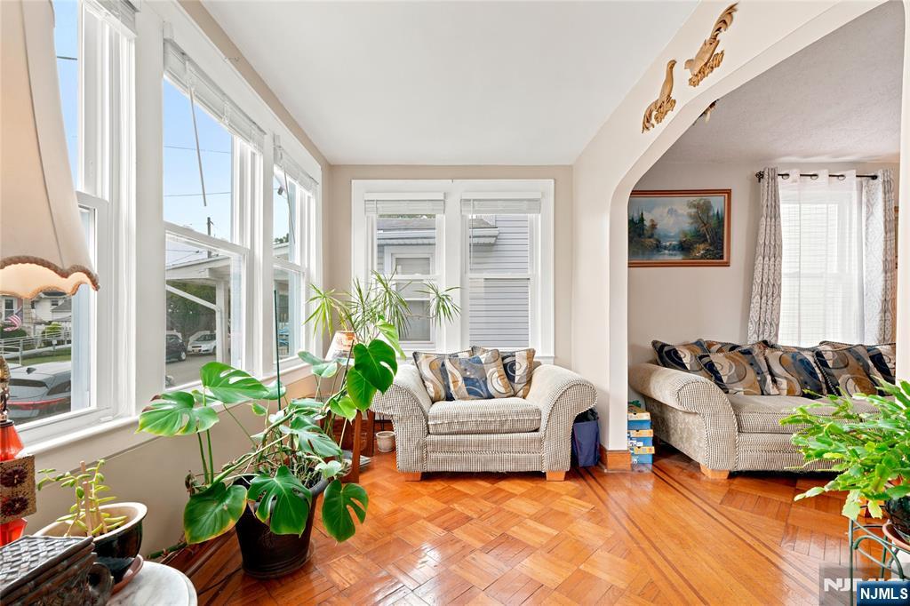 15 York Rd, North Arlington, NJ 07031