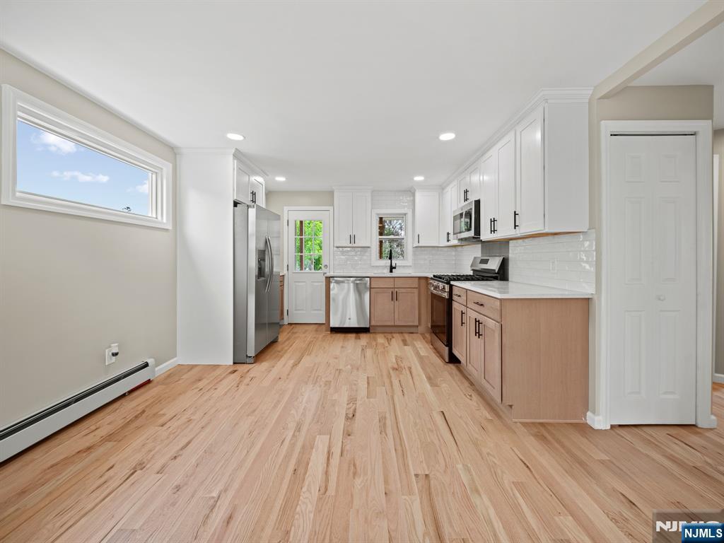 27 Kenter Place - Photo 4