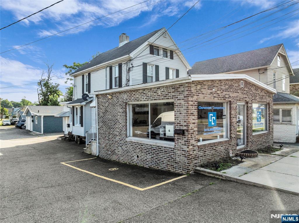114 Main Street — photo 2