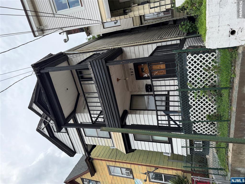 167 Pearl Street - Photo 2