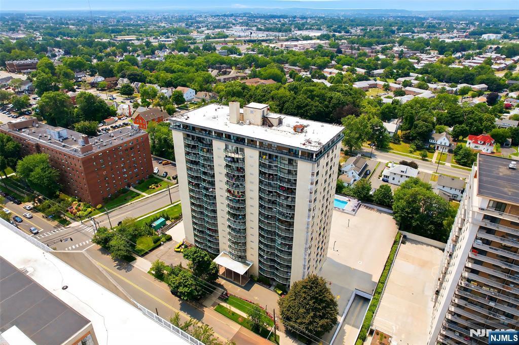 125 Prospect Ave #8C, Hackensack, NJ 07601