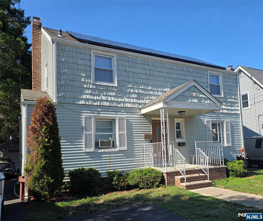 41 Reid Avenue 2 - Photo 2