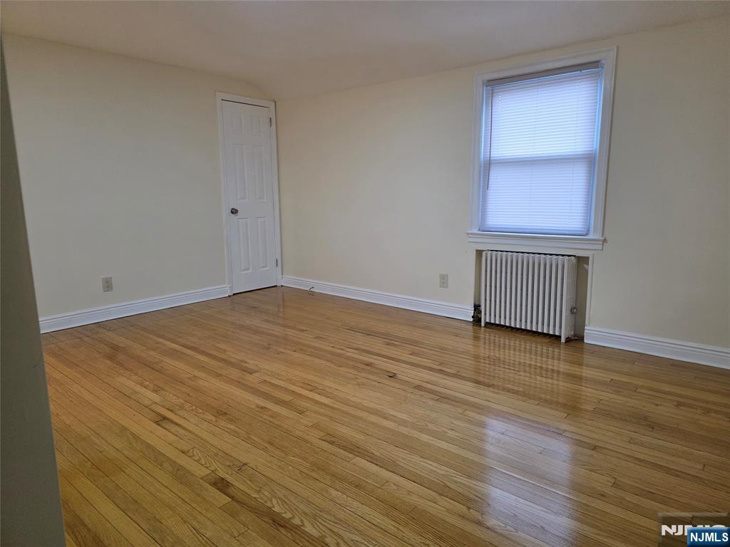 41 Reid Avenue 2 - Photo 4