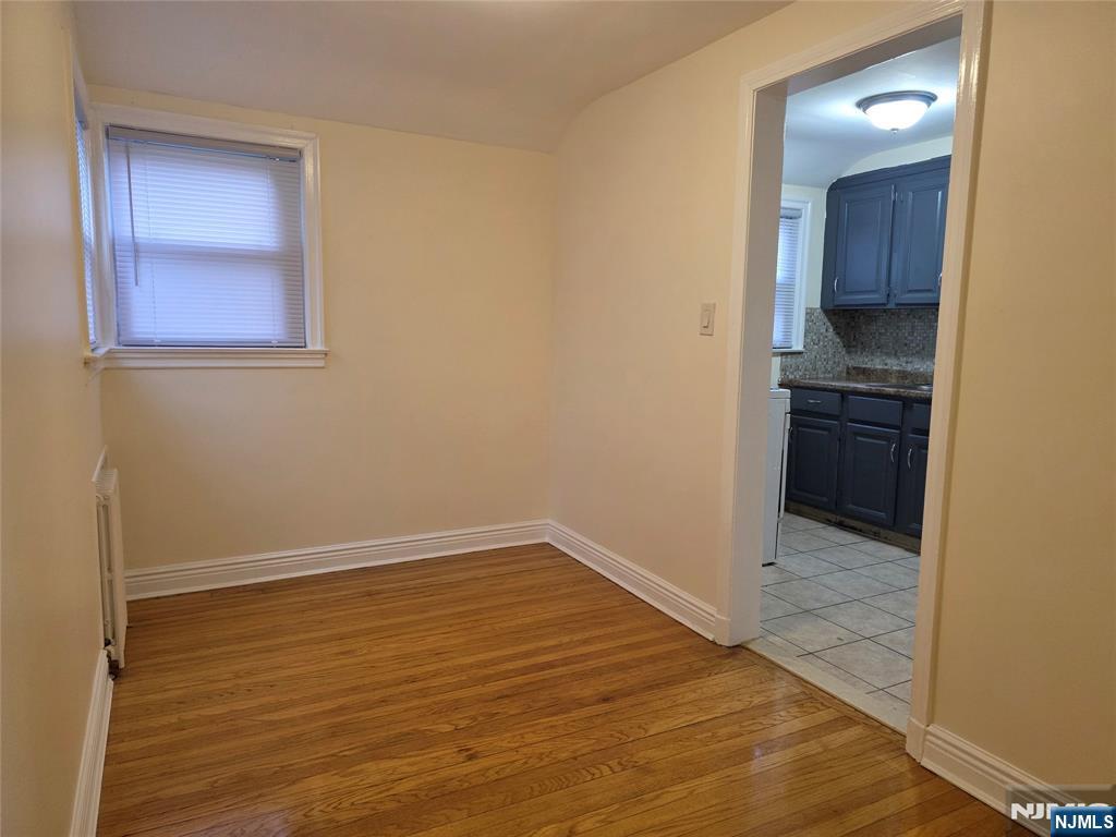 41 Reid Avenue 2 - Photo 5