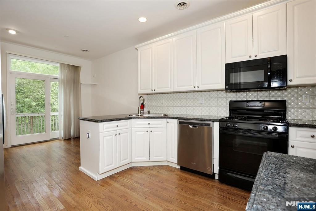 136 Winding Creek — photo 18