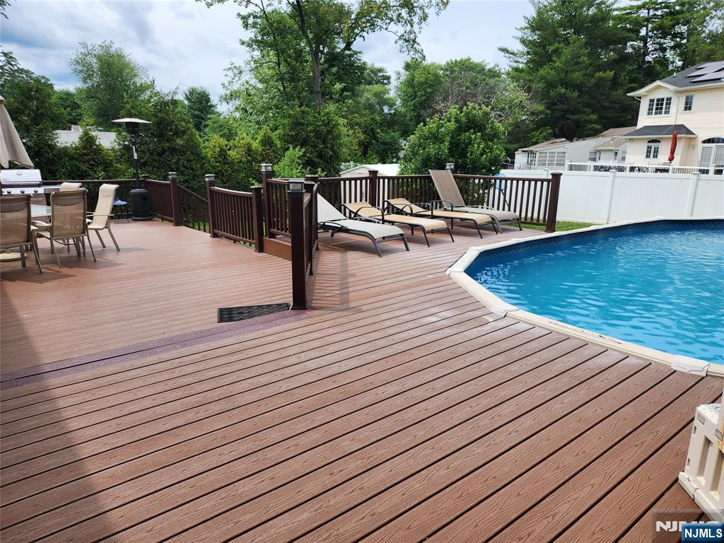 561 Green Valley Road - Photo 5