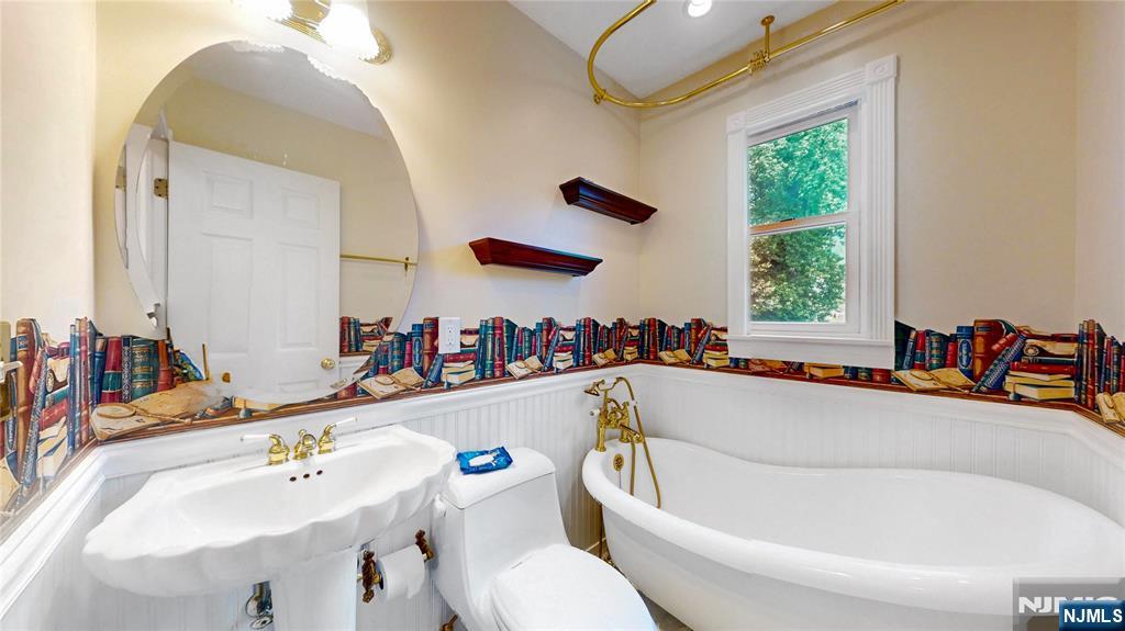 41 Circle Drive — photo 22