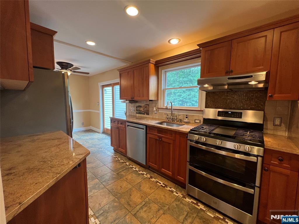 41 Circle Drive — photo 8