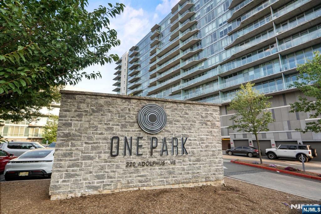 320 Adolphus Ave #803, Cliffside Park, NJ 07010