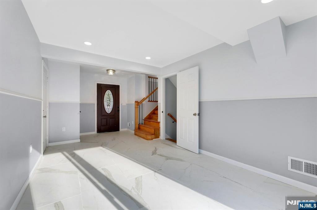 1 Kinderkamack Road - Photo 2