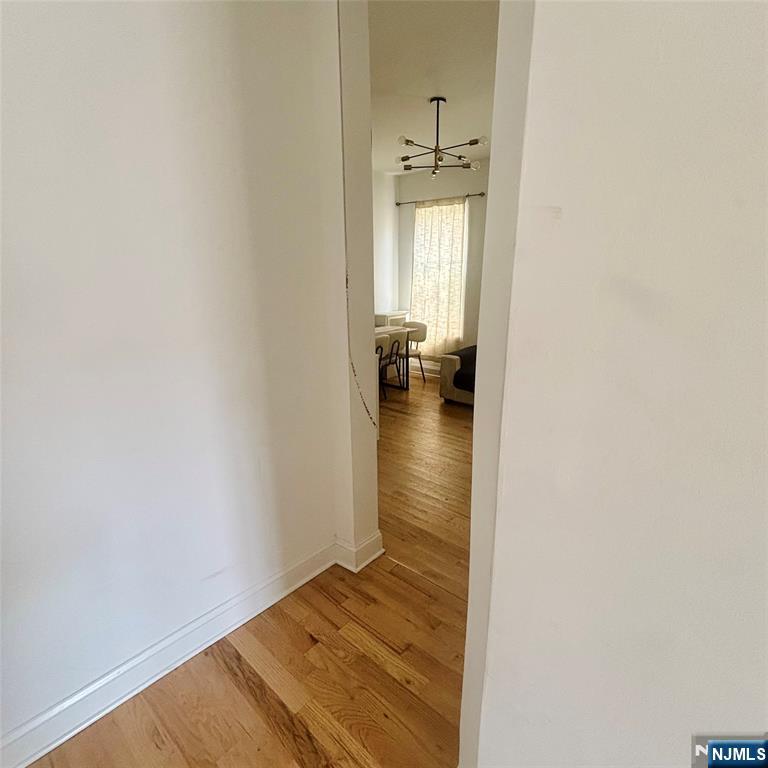 43 Bragaw Avenue Floor 1 - Photo 3
