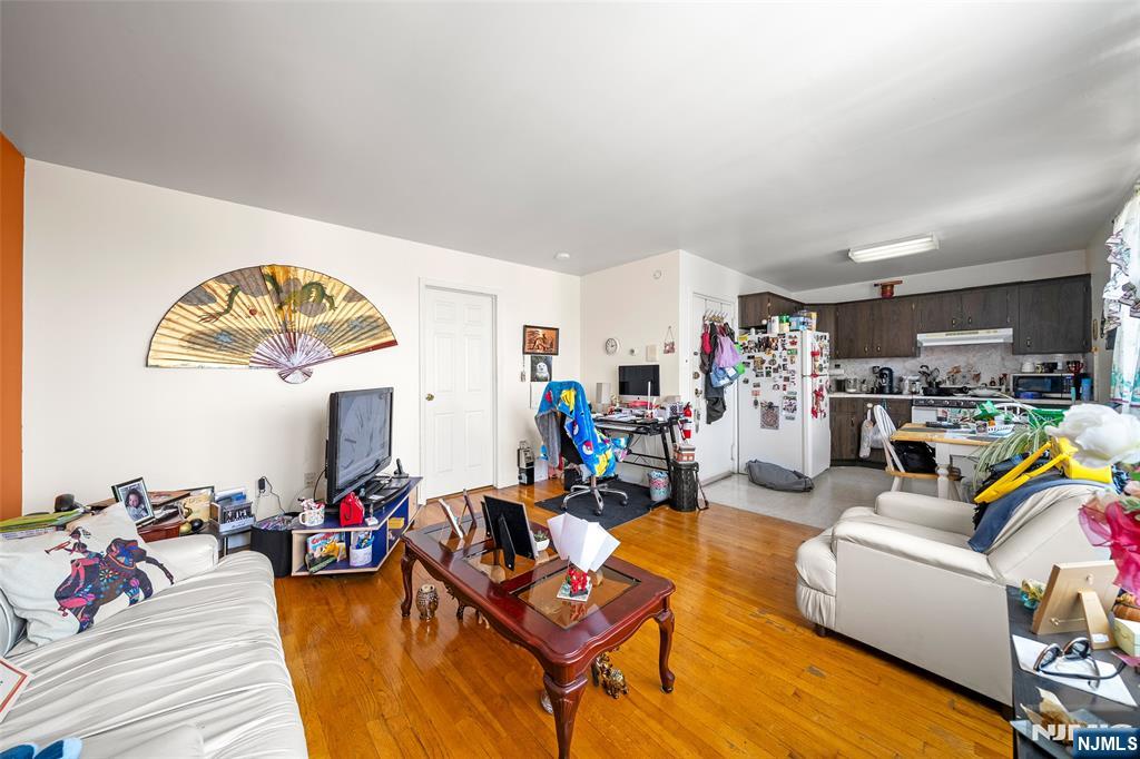 1014 Kennedy Boulevard — photo 26