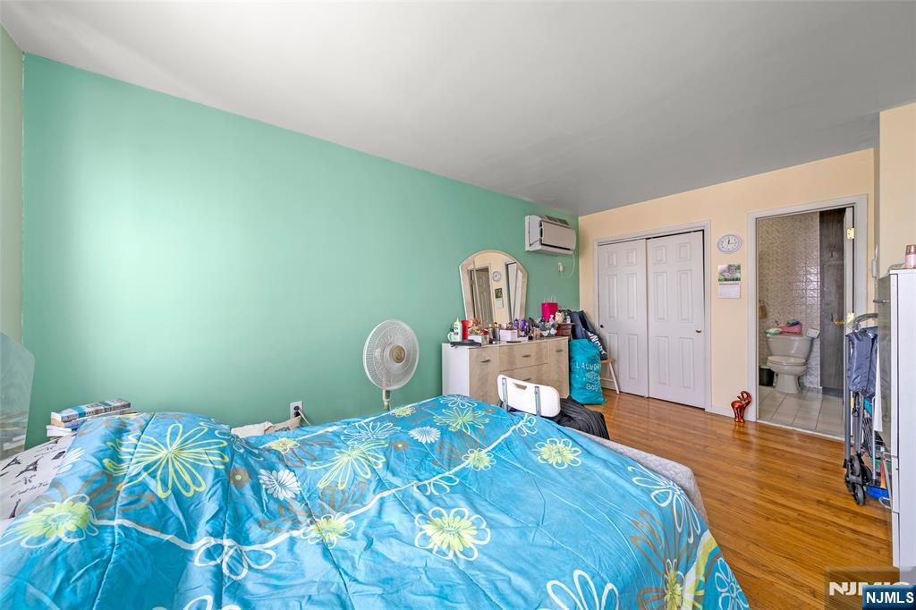 1014 Kennedy Boulevard — photo 29
