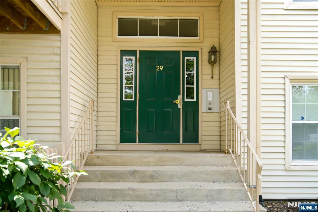 4th image of 29 Timber Dr, Clifton, NJ 07014
